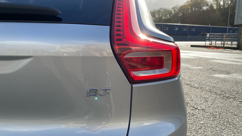 Volvo XC40 2.0 B3P Core 5dr Auto Petrol Estate